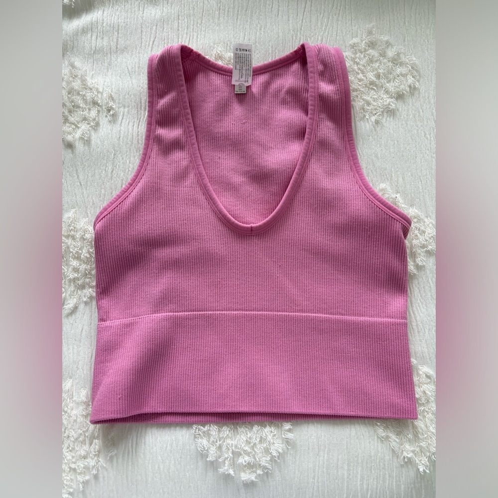 Pink tank